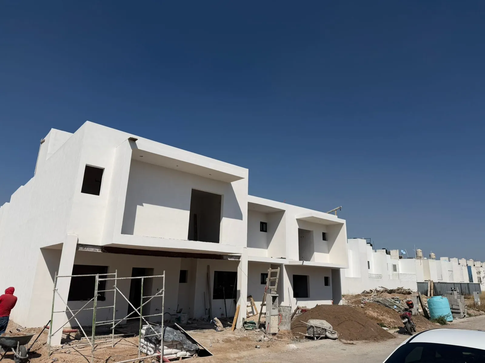 Construcción de vivienda residencial por Constructora Macadam